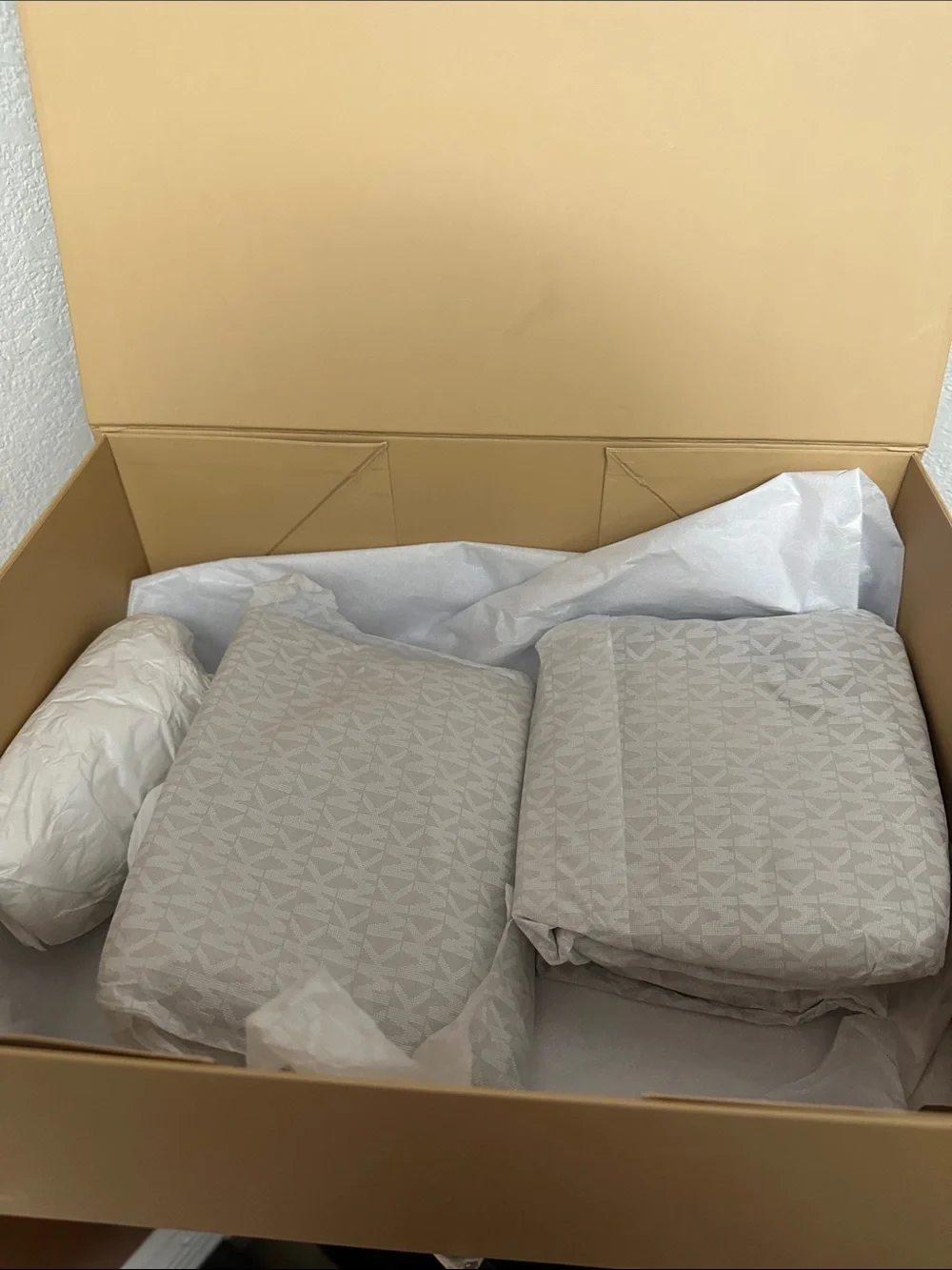 Michael Kors Beige Logo Gift Box